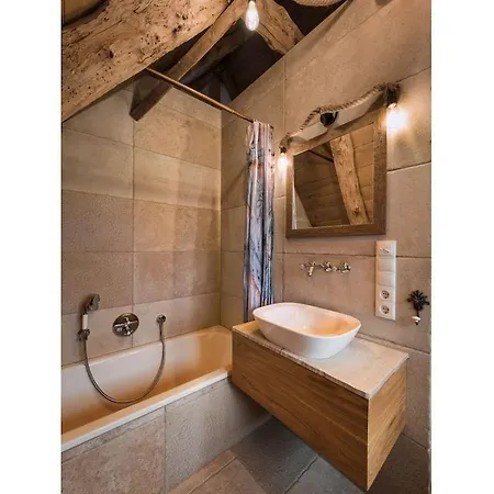 Holiday home In With Wi-fi
