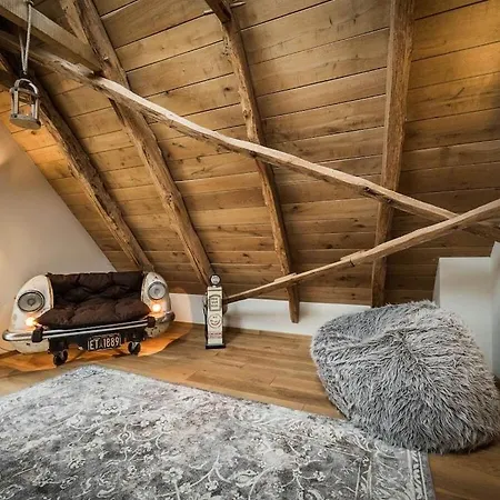 In With Wi-fi Holiday home